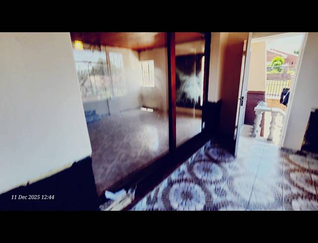 8 BEDROOM HOUSE FOR SALE IN NORTHDALE